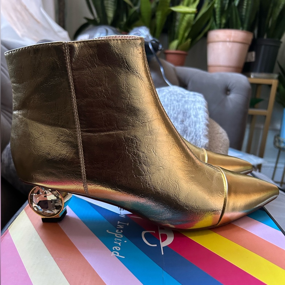 Gold pointed toe jewel heel kitten heel ankle boots Sz11